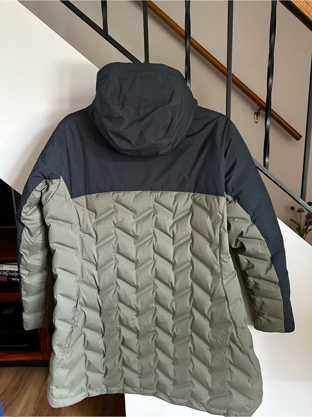 Columbia Olive Green and Black Quilted Hooded Jacket